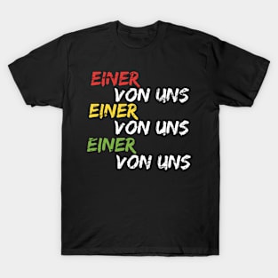 Lustiges Sekten Einer Von Uns T-Shirt